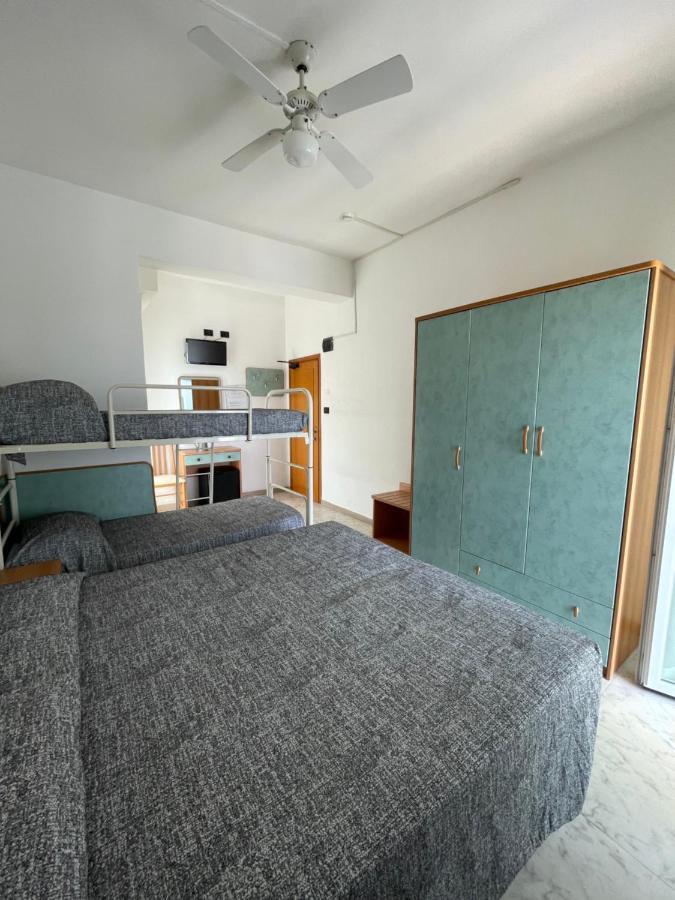 Hotel Haway Rimini Eksteriør billede